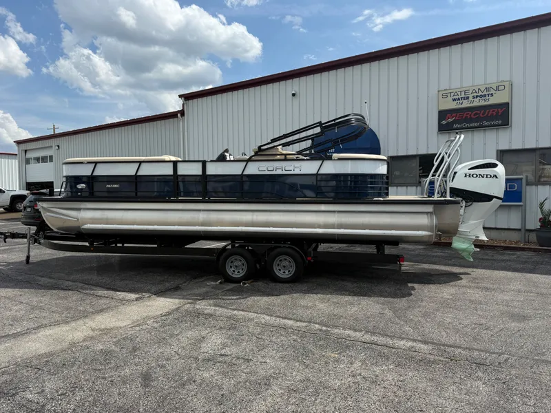 Slide: The Image of Coach Pontoons 263 REC 2023 - 2