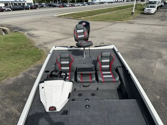 Slide: The Image of Ranger RT198P 2026 - 5