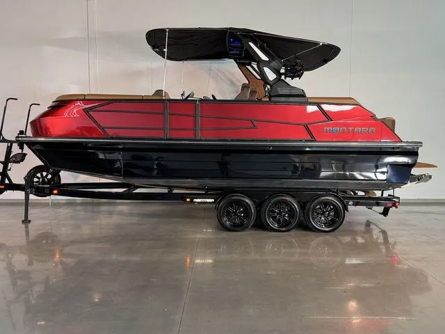 Slide: The Image of Montara SURF BOSS EVO SL 25' 2026 - 2