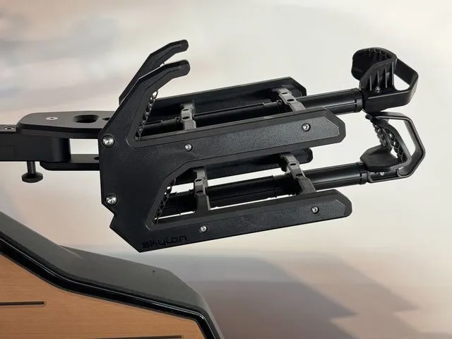 Slide: The Image of Montara SURF BOSS EVO SL 25' 2026 - 29