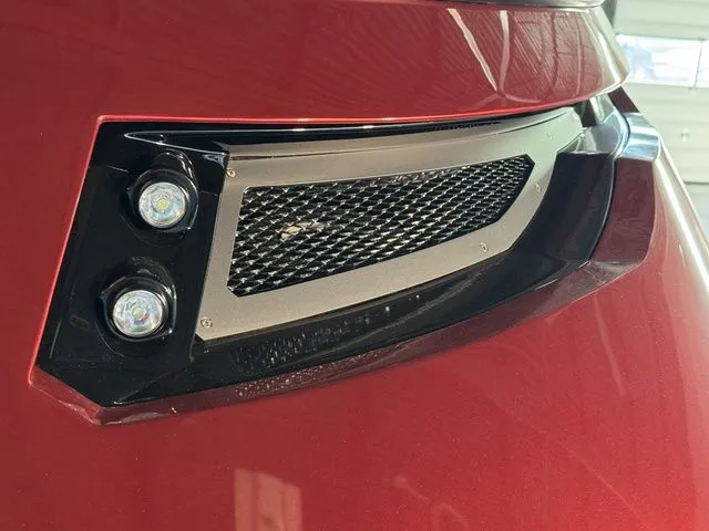 Slide: The Image of Montara SURF BOSS EVO SL 25' 2026 - 5