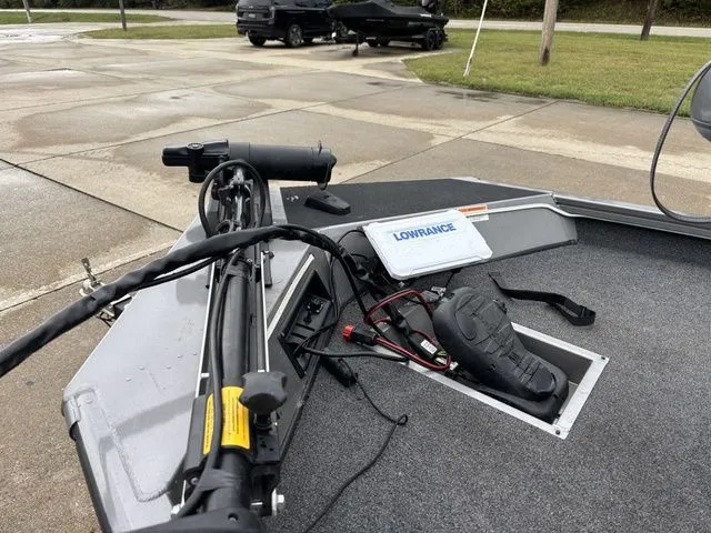 Slide: The Image of Lowe Stinger 175C 2020 - 13