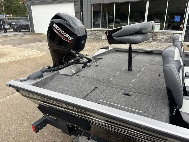 Slide: The Image of Lowe Stinger 175C 2020 - 5