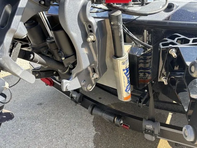 Slide: The Image of Skeeter ZXR20 2023 - 3