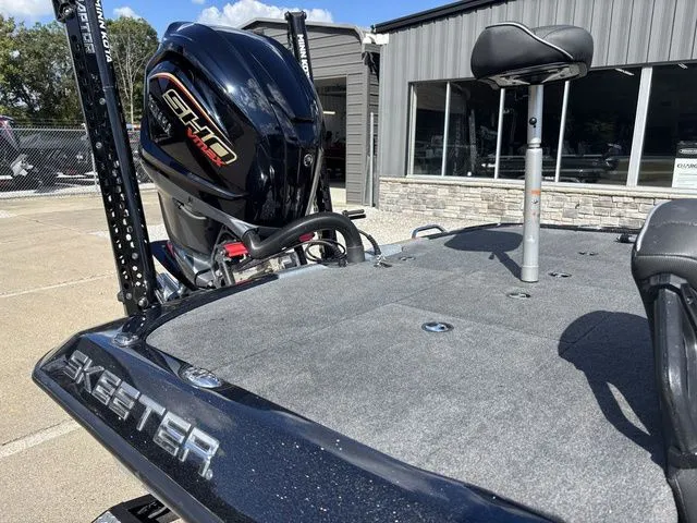 Slide: The Image of Skeeter ZXR20 2023 - 8