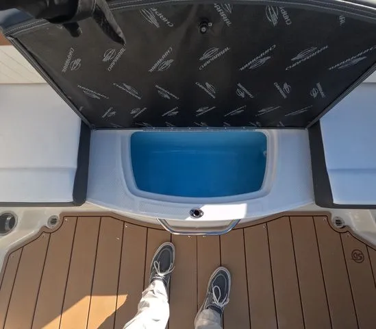 Slide: The Image of Chaparral SSi 21 In Stock trailer included 2026 - 15