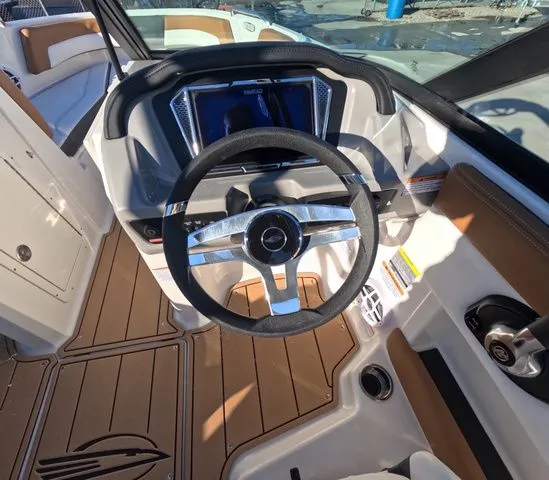 Slide: The Image of Chaparral SSi 21 In Stock trailer included 2026 - 9