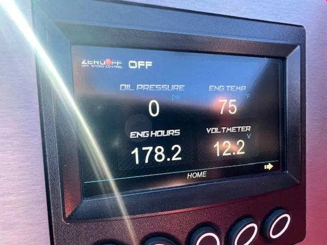 Slide: The Image of MasterCraft NXT24 2021 - 27