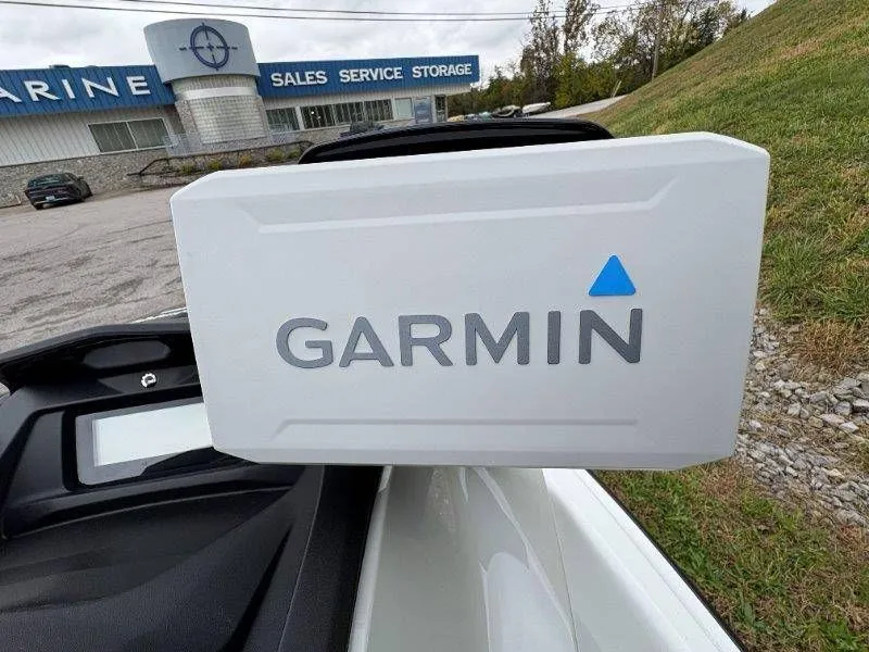 Slide: The Image of Sea-Doo FishPro Scout 130 2024 - 23