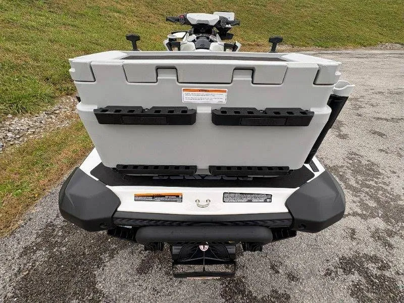 Slide: The Image of Sea-Doo FishPro Scout 130 2024 - 3