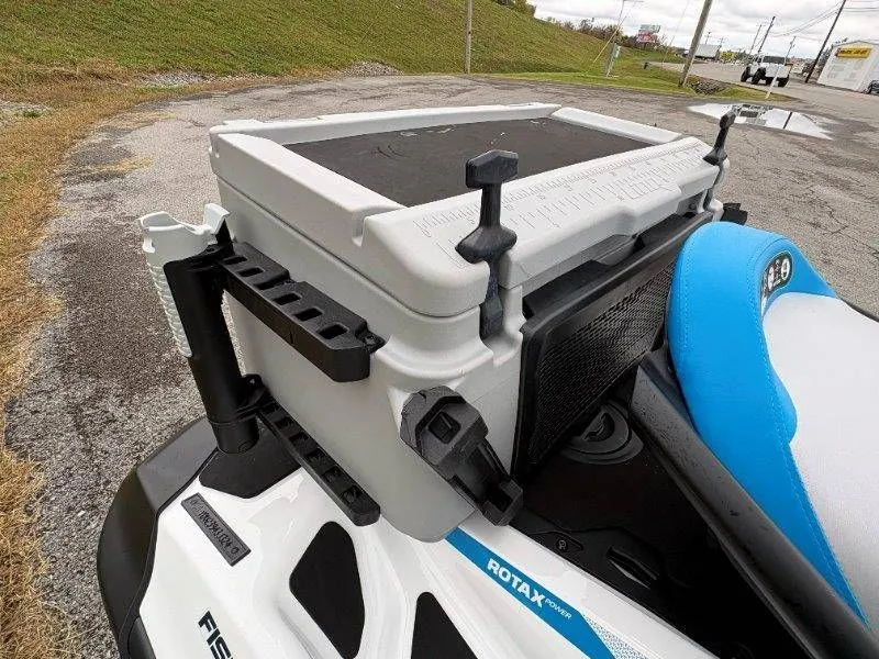 Slide: The Image of Sea-Doo FishPro Scout 130 2024 - 33