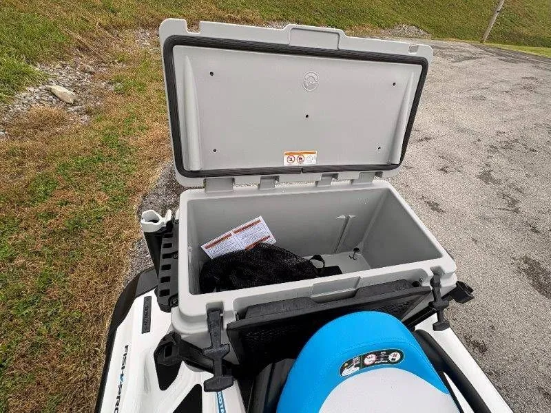 Slide: The Image of Sea-Doo FishPro Scout 130 2024 - 34