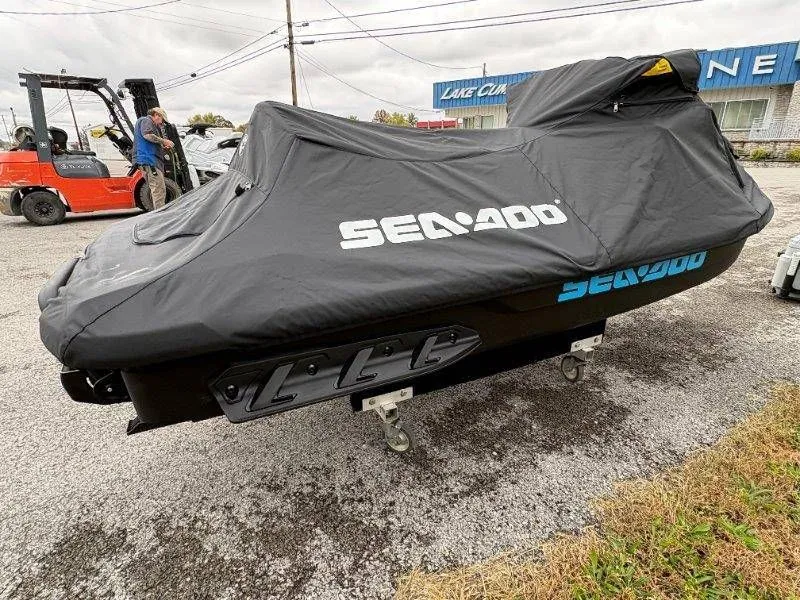 Slide: The Image of Sea-Doo FishPro Scout 130 2024 - 45