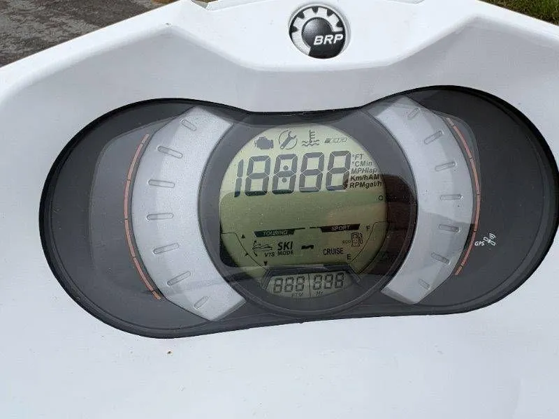 Slide: The Image of Sea-Doo GTI 90 2017 - 20