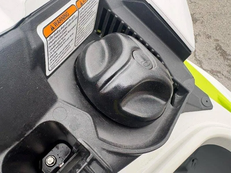 Slide: The Image of Sea-Doo GTI 90 2017 - 36