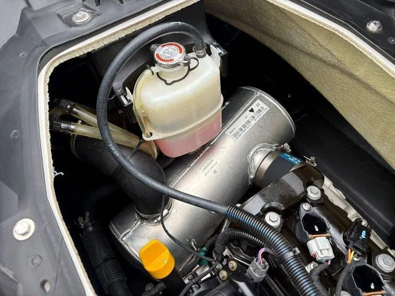 Slide: The Image of Sea-Doo GTI 90 2017 - 40