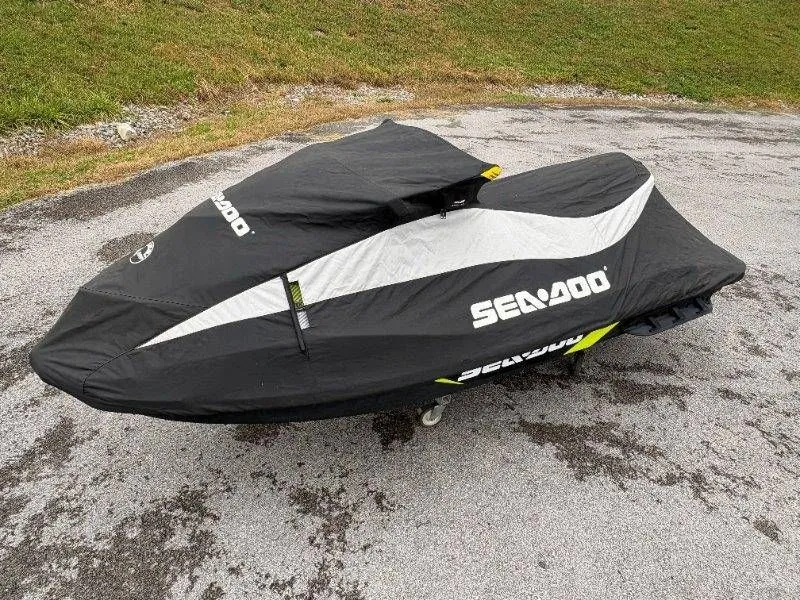 Slide: The Image of Sea-Doo GTI 90 2017 - 42