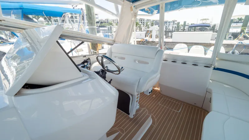 Slide: The Image of Intrepid 430 Sport Yacht 2018 - 107