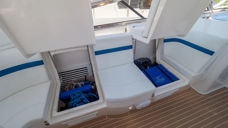 Slide: The Image of Intrepid 430 Sport Yacht 2018 - 114