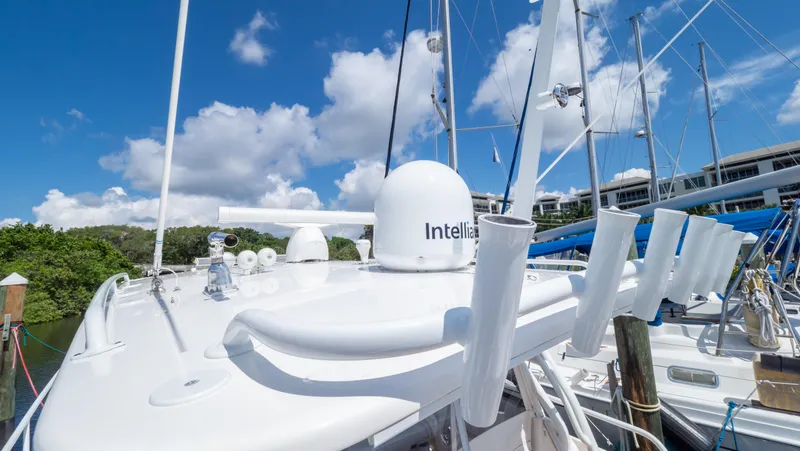 Slide: The Image of Intrepid 430 Sport Yacht 2018 - 122