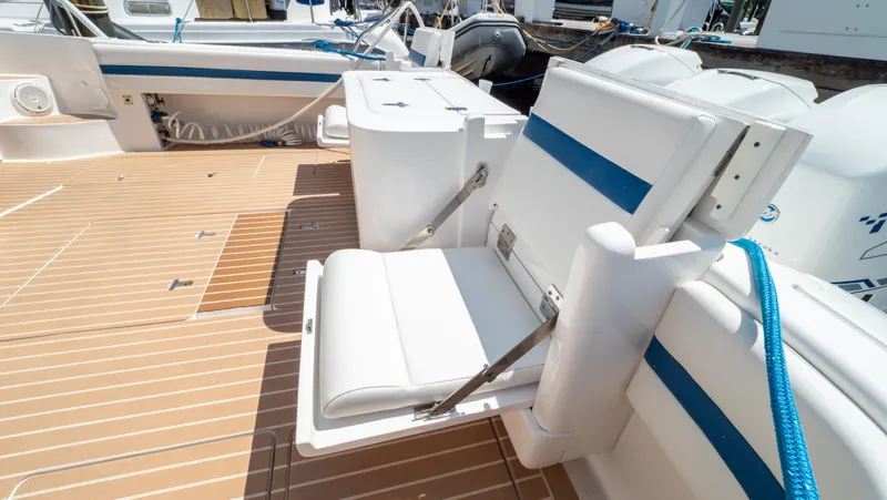 Slide: The Image of Intrepid 430 Sport Yacht 2018 - 131