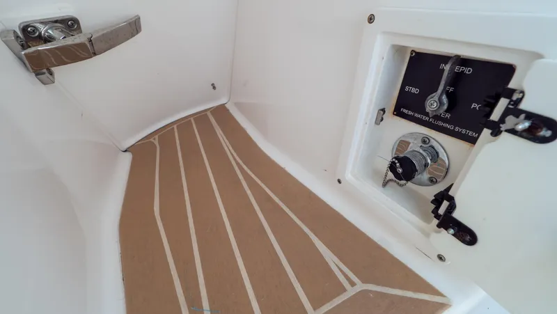 Slide: The Image of Intrepid 430 Sport Yacht 2018 - 139