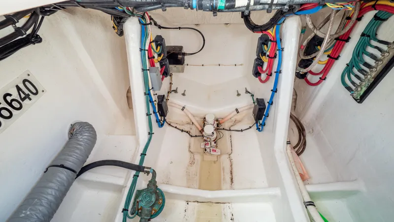 Slide: The Image of Intrepid 430 Sport Yacht 2018 - 143