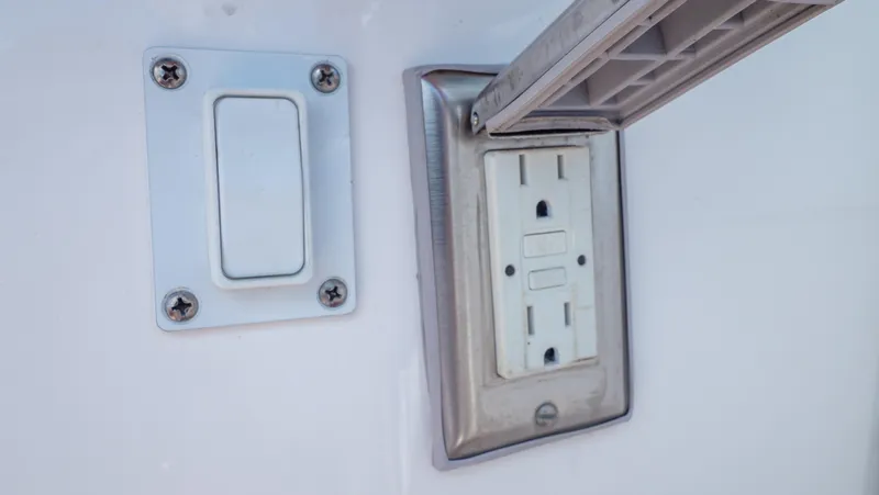 Slide: The Image of Intrepid 430 Sport Yacht 2018 - 147