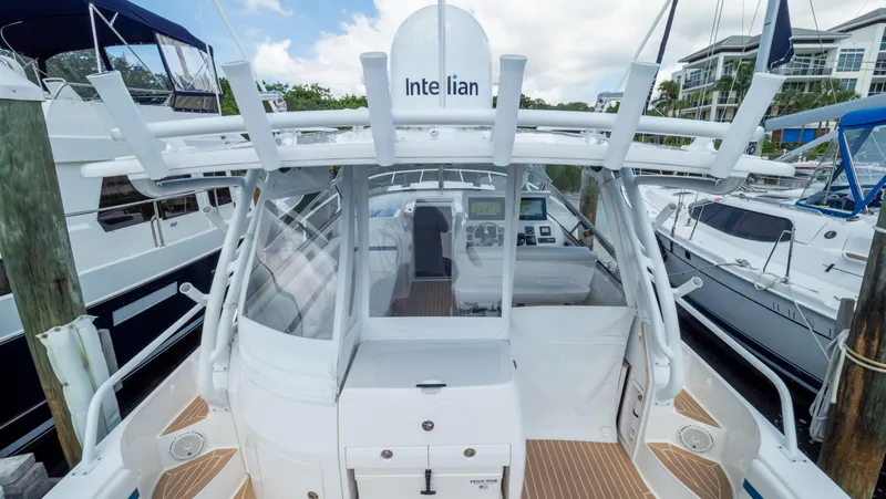 Slide: The Image of Intrepid 430 Sport Yacht 2018 - 153