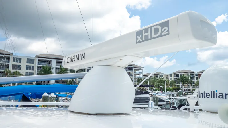 Slide: The Image of Intrepid 430 Sport Yacht 2018 - 164