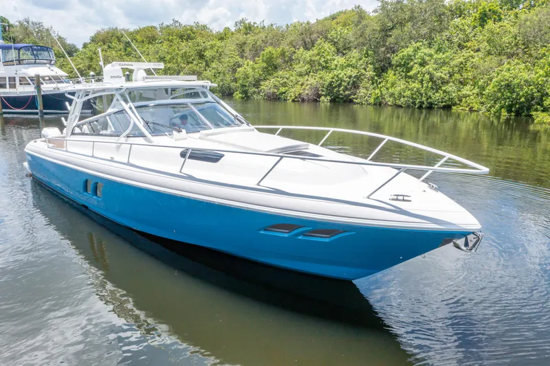 Slide: The Image of Intrepid 430 Sport Yacht 2018 - 173