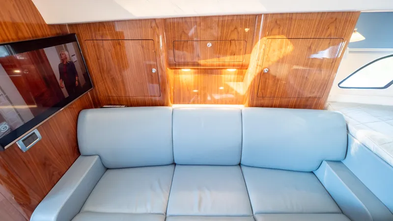 Slide: The Image of Intrepid 430 Sport Yacht 2018 - 50