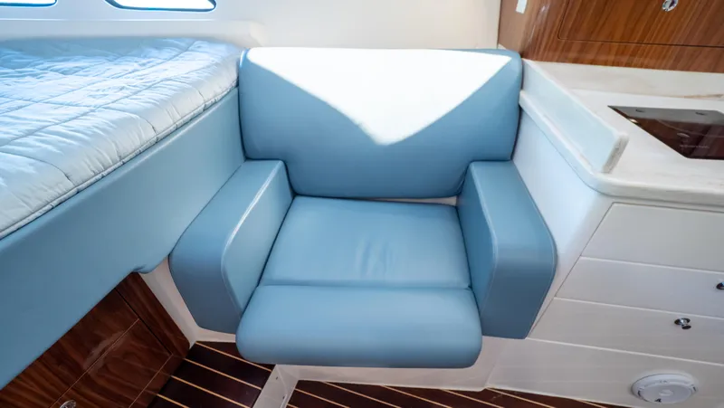 Slide: The Image of Intrepid 430 Sport Yacht 2018 - 79