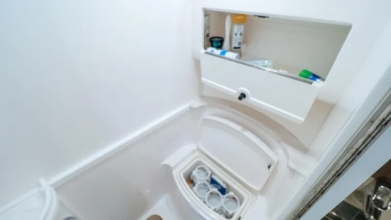 Slide: The Image of Intrepid 430 Sport Yacht 2018 - 84