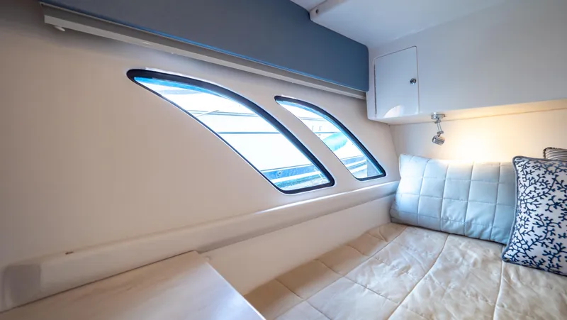 Slide: The Image of Intrepid 430 Sport Yacht 2018 - 94