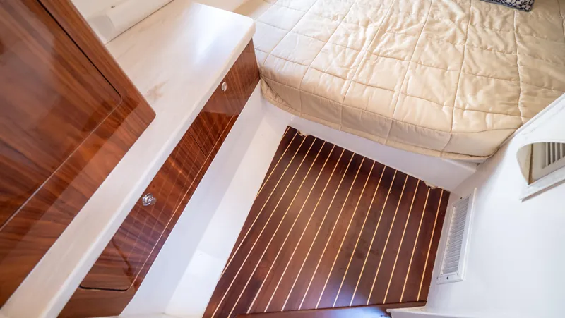 Slide: The Image of Intrepid 430 Sport Yacht 2018 - 96