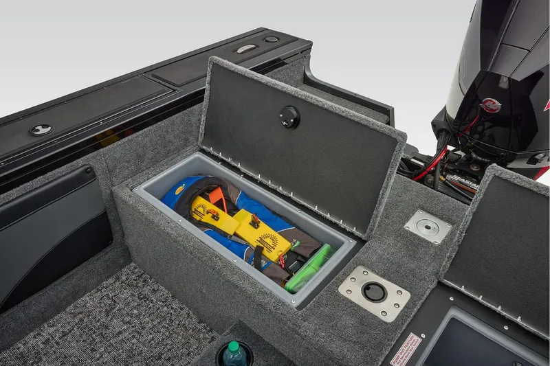 Slide: The Image of Tracker Targa V-19 WT 2026 - 50