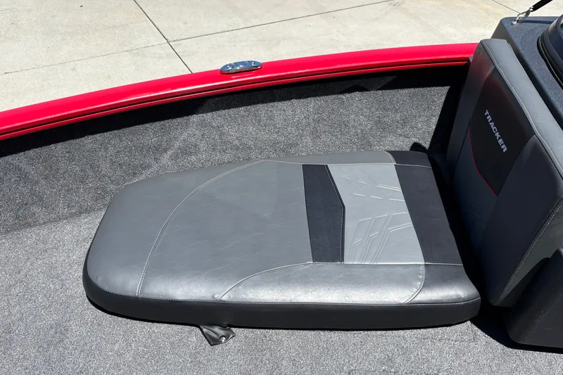 Slide: The Image of 2026 Tracker Pro Guide V-175 WT boat seat with gray and black upholstery. - 19