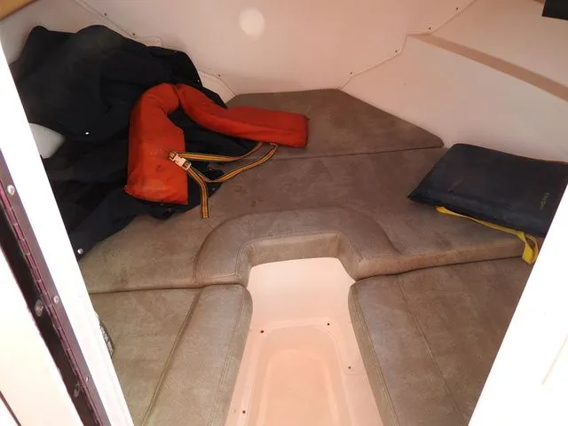 Slide: The Image of Boston Whaler 23 Conquest 1999 - 18