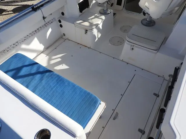 Slide: The Image of Boston Whaler 23 Conquest 1999 - 7