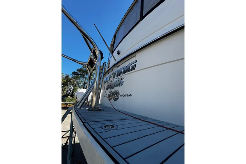 Slide: The Image of stern with davit system - 21