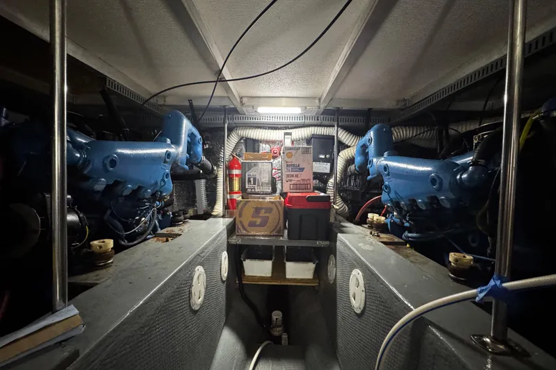 Slide: The Image of Control panel of a 1986 Carver 42 Aft Cabin Motor Yacht spotlight system. - 58