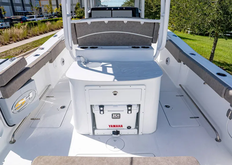 Slide: The Image of Sea Hunt Ultra 285 Coffin Box 2026 - 15