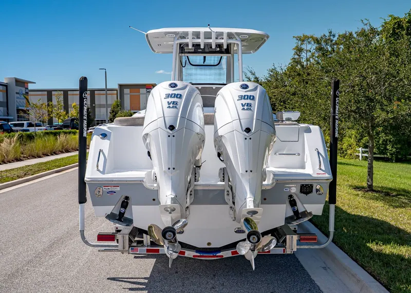 Slide: The Image of Sea Hunt Ultra 285 Coffin Box 2026 - 4