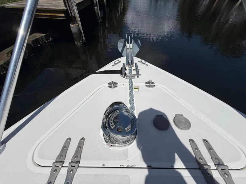 Slide: The Image of Contender 35 Side Console 2000 - 64