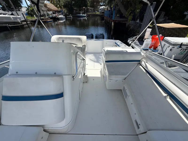 Slide: The Image of Contender 35 Side Console 2000 - 72