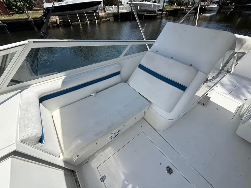 Slide: The Image of Contender 35 Side Console 2000 - 73