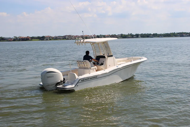 Slide: The Image of Grady-White Fisherman 216 2026 - 15
