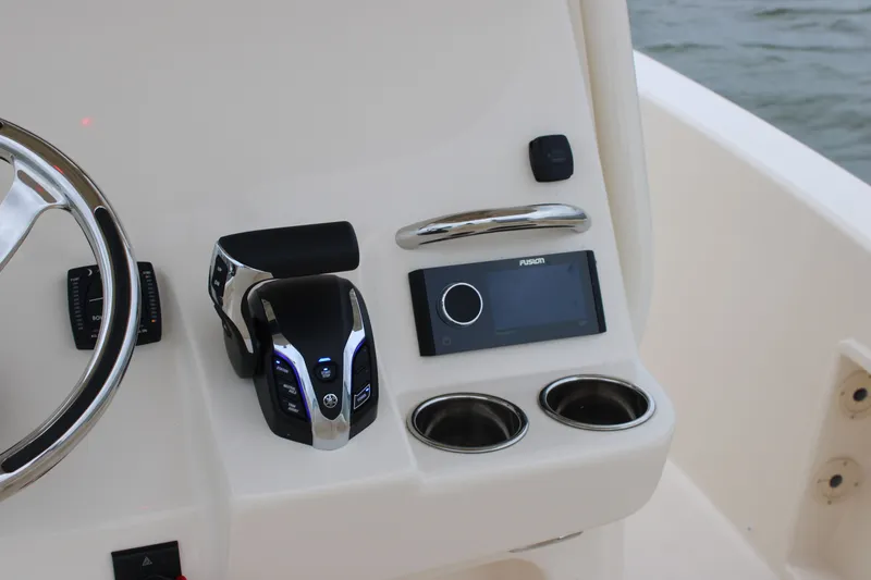 Slide: The Image of Grady-White 231 Coastal Explorer 2026 - 29