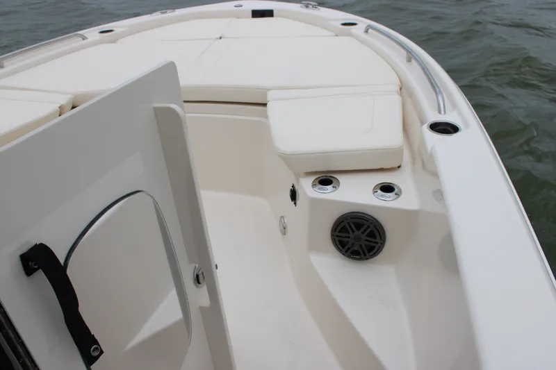 Slide: The Image of Grady-White 231 Coastal Explorer 2026 - 36